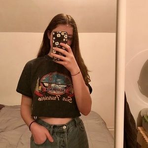 Brandy Melville cropped graphic tee